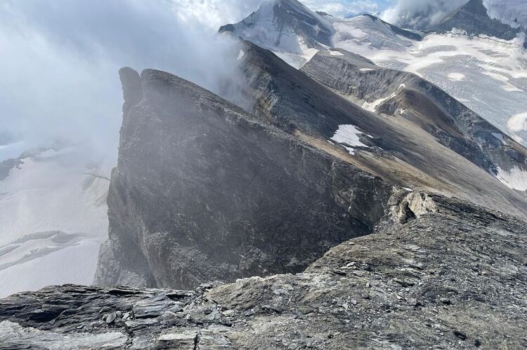 Vue vers le Inner-Barrhorn et le Brunegghorn